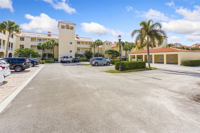 5065 Harmony Circle 106, Vero Beach, FL 32967