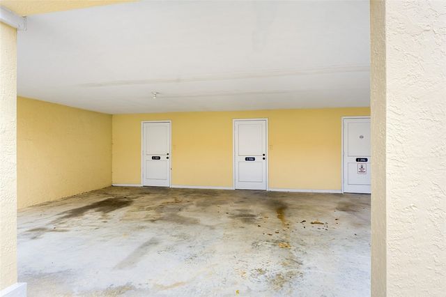 5065 Harmony Circle 106, Vero Beach, FL 32967