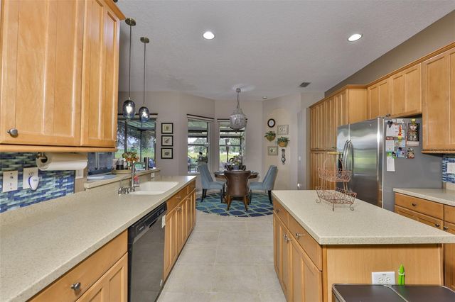 1204 FACET VIEW WAY, Valrico, FL 33594