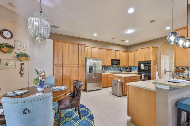 1204 FACET VIEW WAY, Valrico, FL 33594