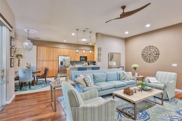 1204 FACET VIEW WAY, Valrico, FL 33594