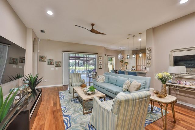 1204 FACET VIEW WAY, Valrico, FL 33594