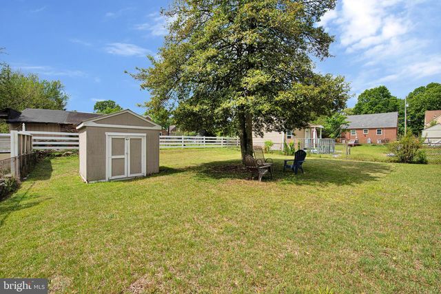 5007 SOMERSET RD, Riverdale, MD 20737