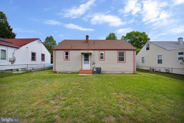 5007 SOMERSET RD, Riverdale, MD 20737