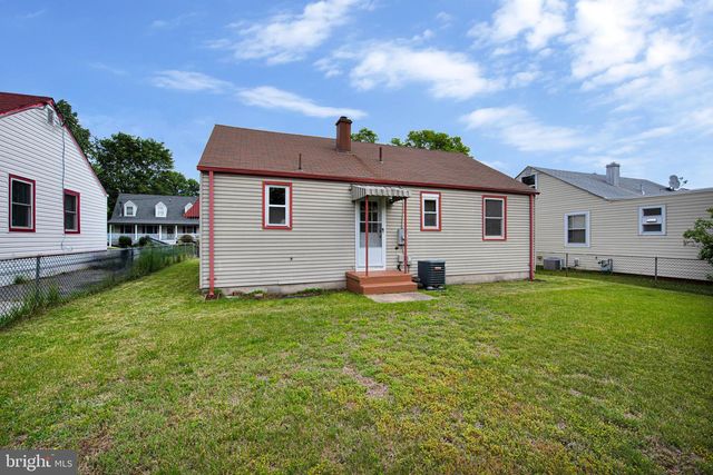 5007 SOMERSET RD, Riverdale, MD 20737