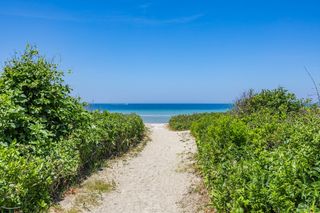 79 Clowes Dr, Falmouth, MA 02540