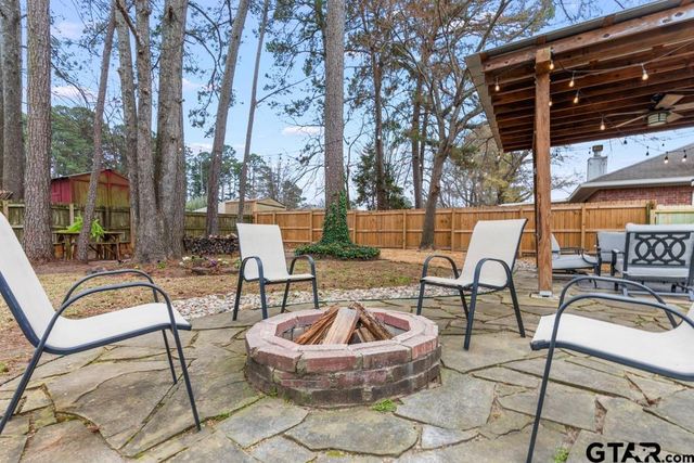 270 Frederick Circle, Flint, TX 75762