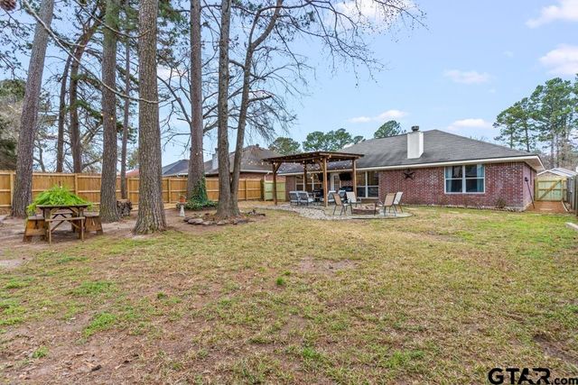 270 Frederick Circle, Flint, TX 75762