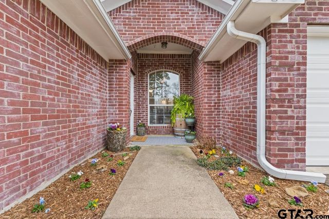 270 Frederick Circle, Flint, TX 75762