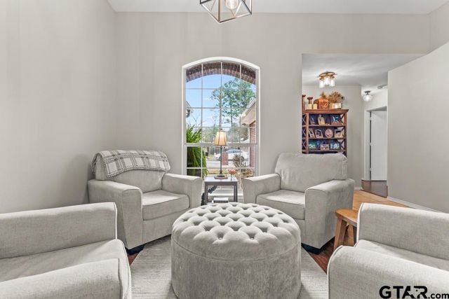 270 Frederick Circle, Flint, TX 75762