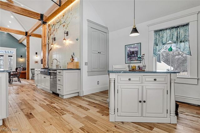 8830 Mentor Road, Chardon, OH 44060