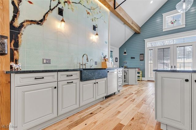 8830 Mentor Road, Chardon, OH 44060