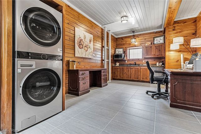 8830 Mentor Road, Chardon, OH 44060