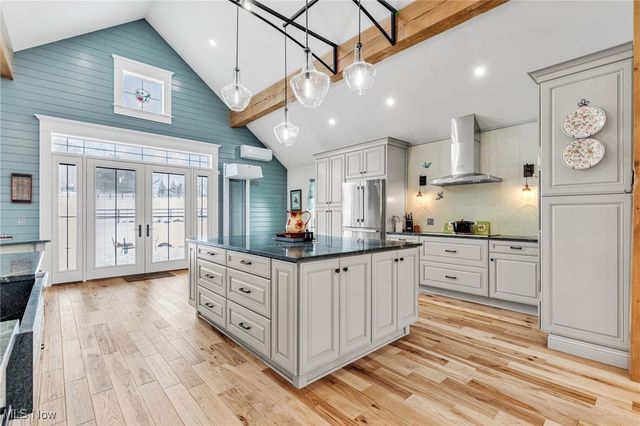 8830 Mentor Road, Chardon, OH 44060