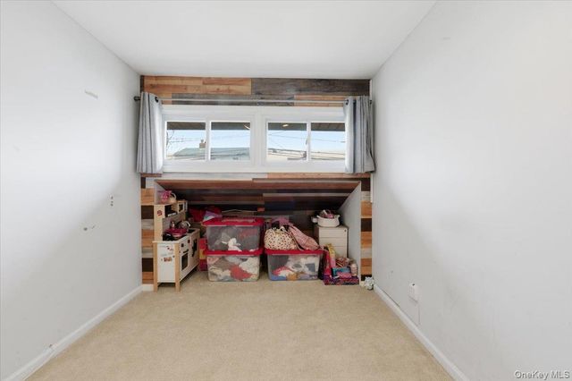 61 Grant Street, Freeport, NY 11520