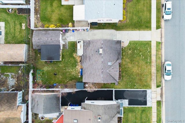 61 Grant Street, Freeport, NY 11520