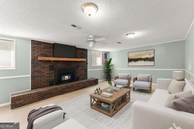 588 Estatohe Circle, Toccoa, GA 30577