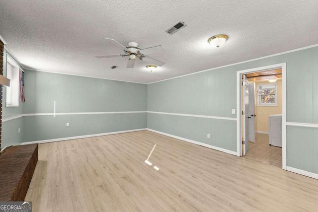 588 Estatohe Circle, Toccoa, GA 30577