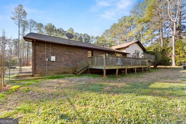 588 Estatohe Circle, Toccoa, GA 30577