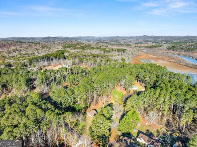 588 Estatohe Circle, Toccoa, GA 30577