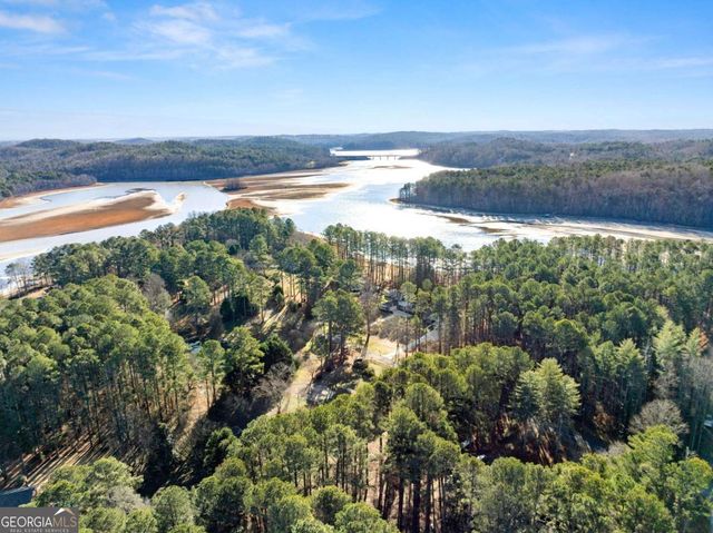 588 Estatohe Circle, Toccoa, GA 30577