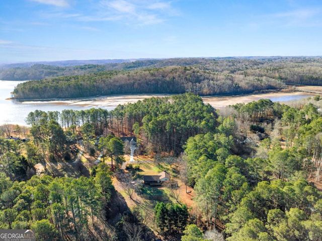 588 Estatohe Circle, Toccoa, GA 30577