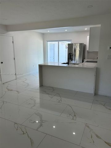 2331 Coolidge Street, Hollywood, FL 33020