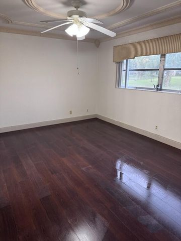 1010 COUNTRY CLUB Drive 108, Margate, FL 33063