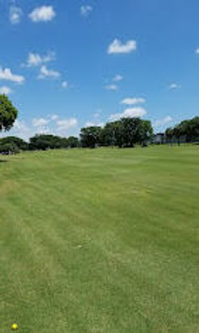 1010 COUNTRY CLUB Drive 108, Margate, FL 33063