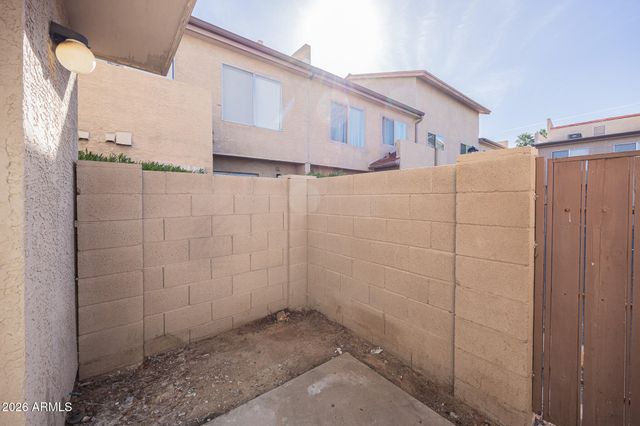 4828 W ORANGEWOOD Avenue 122, Glendale, AZ 85301