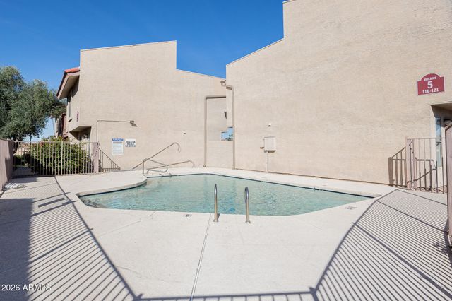 4828 W ORANGEWOOD Avenue 122, Glendale, AZ 85301