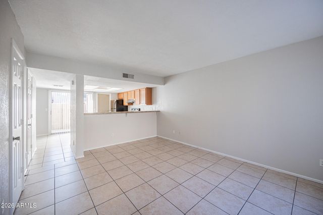 4828 W ORANGEWOOD Avenue 122, Glendale, AZ 85301