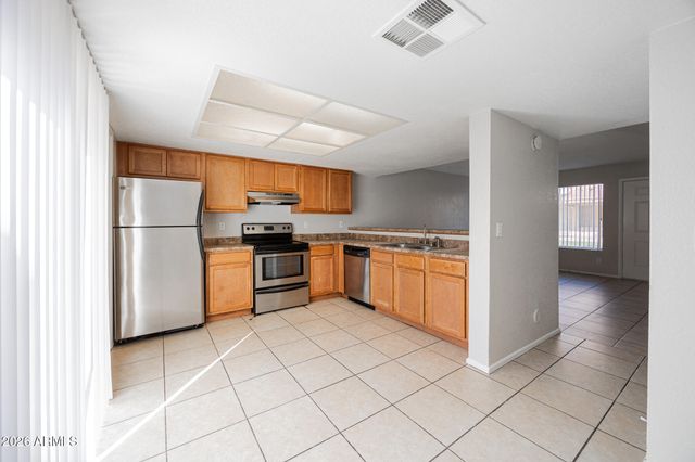 4828 W ORANGEWOOD Avenue 122, Glendale, AZ 85301