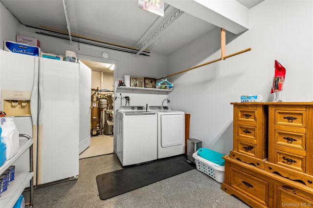 361 Nevada Street, Lindenhurst, NY 11757