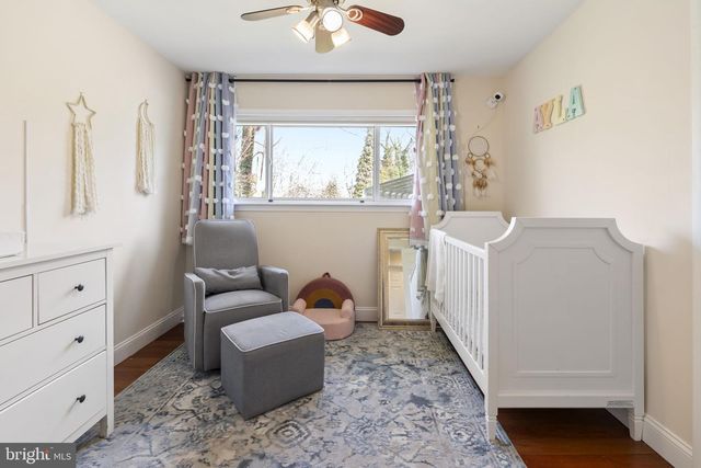 352 S NEW MIDDLETOWN RD, Media, PA 19063