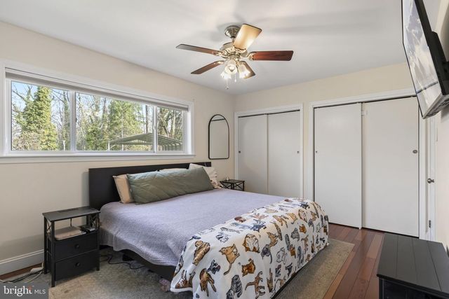 352 S NEW MIDDLETOWN RD, Media, PA 19063