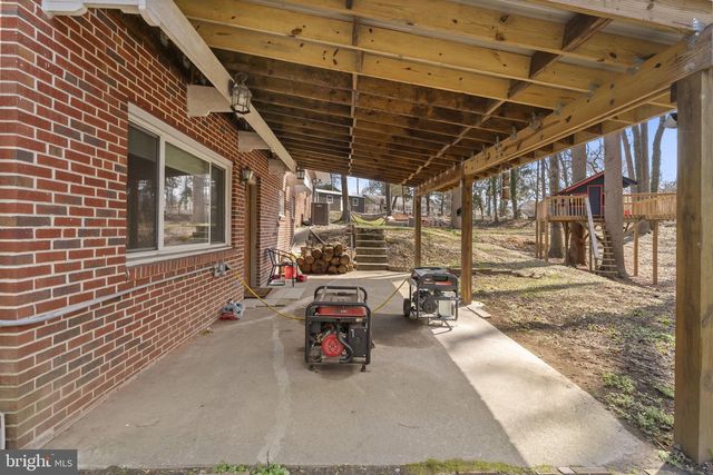 352 S NEW MIDDLETOWN RD, Media, PA 19063