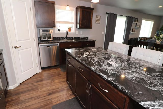 4312 10th Street S, Moorhead, MN 56560