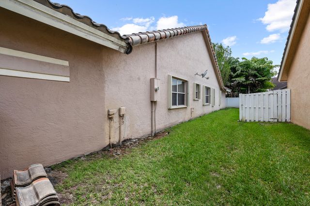 16146 NW 14th Court, Pembroke Pines, FL 33028