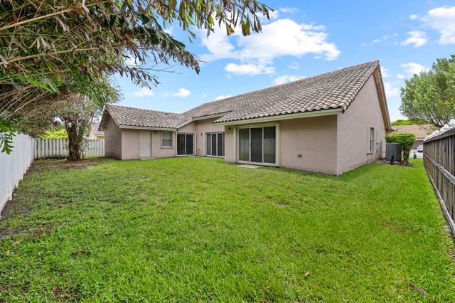 16146 NW 14th Court, Pembroke Pines, FL 33028