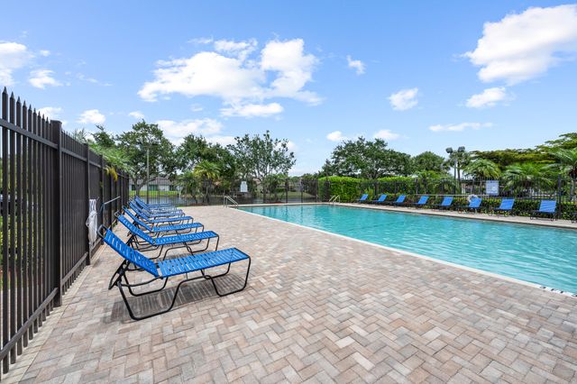 16146 NW 14th Court, Pembroke Pines, FL 33028