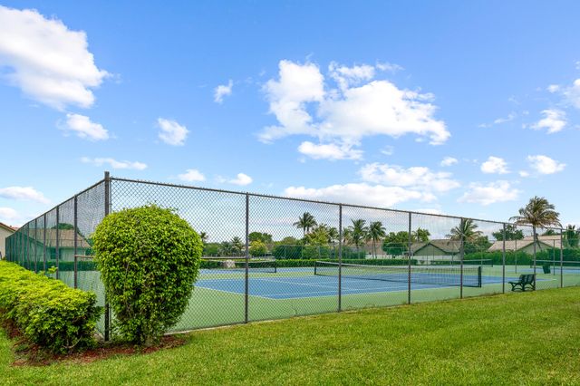 16146 NW 14th Court, Pembroke Pines, FL 33028
