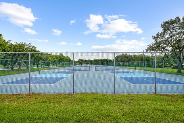 16146 NW 14th Court, Pembroke Pines, FL 33028