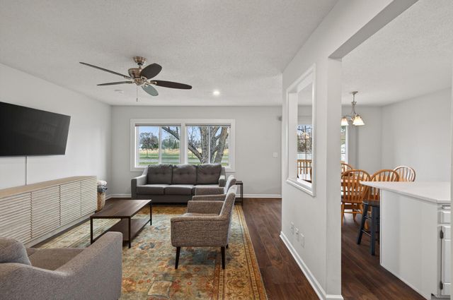 7373 Ivystone Avenue S, Cottage Grove, MN 55016