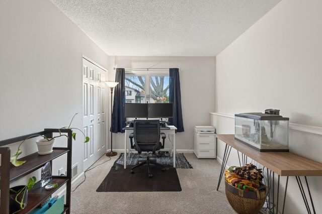 7373 Ivystone Avenue S, Cottage Grove, MN 55016