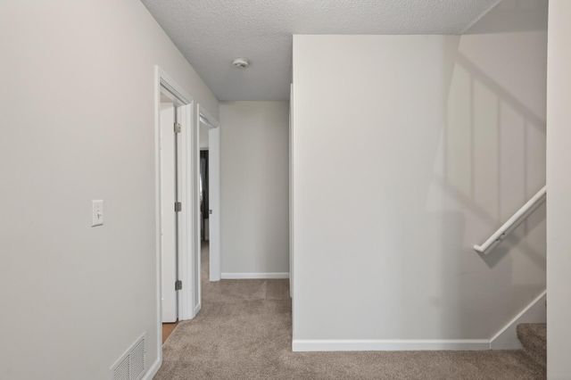 7373 Ivystone Avenue S, Cottage Grove, MN 55016