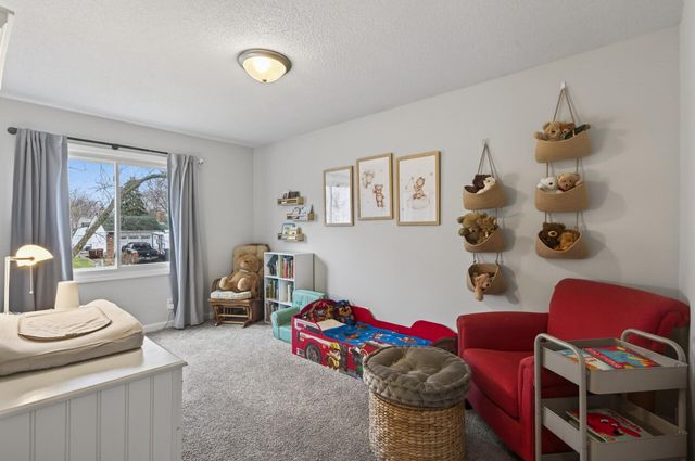 7373 Ivystone Avenue S, Cottage Grove, MN 55016