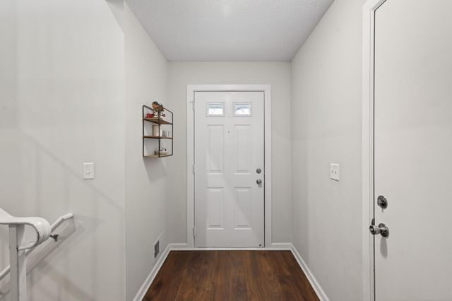 7373 Ivystone Avenue S, Cottage Grove, MN 55016