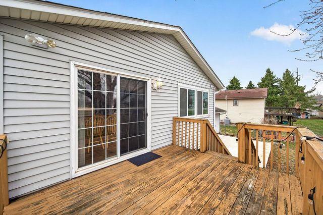 7373 Ivystone Avenue S, Cottage Grove, MN 55016