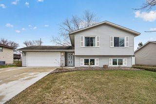 7373 Ivystone Avenue S, Cottage Grove, MN 55016